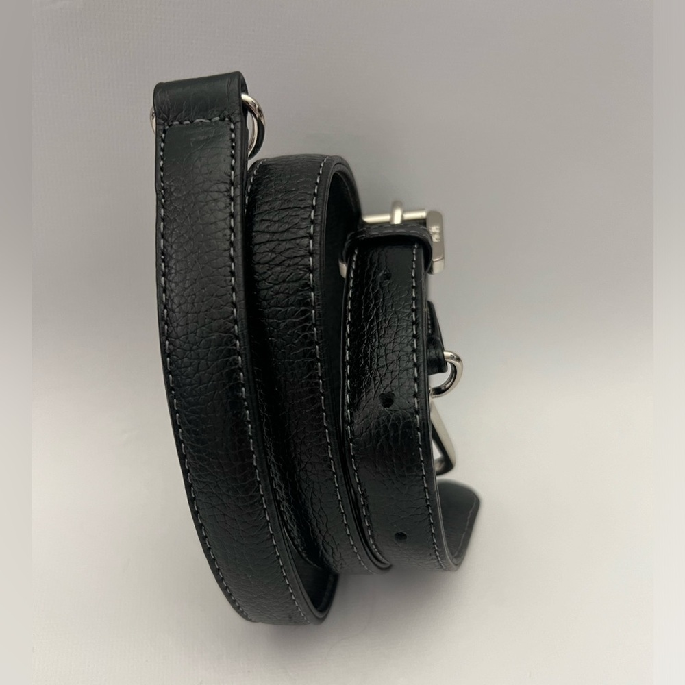 Authentic mcm crossbody sling 🏀